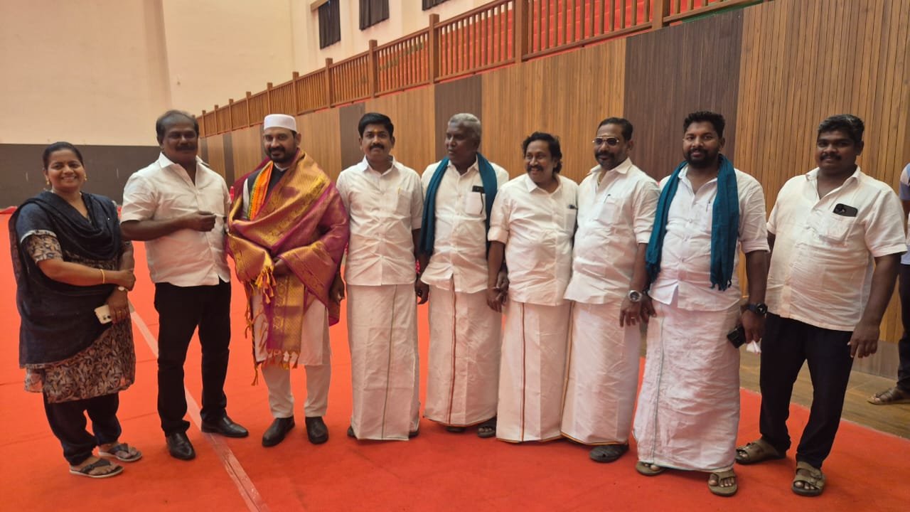 BJP Leader Ibrahim at HotelAnithaparthiban (3)