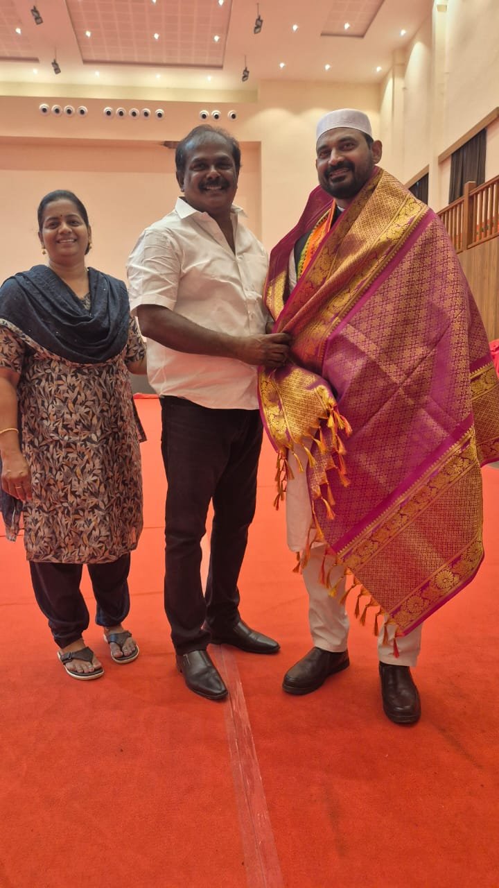 BJP Leader Ibrahim at HotelAnithaparthiban (6)