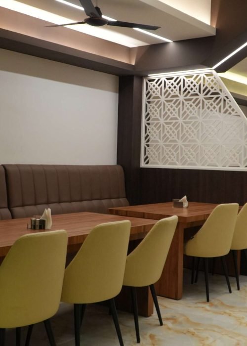 Anitha Parthiban (52)