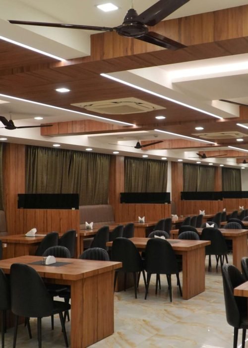 Anitha Parthiban (67)